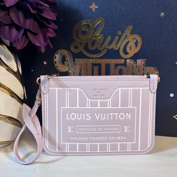 Louis Vuitton Handbags - Louis Vuitton Lilac Neverfull Inside out Pochette